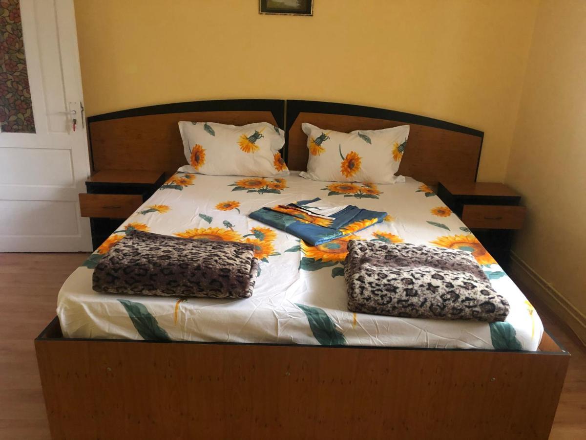 Casa Cleopatra 2 Mai Hotel Luaran gambar