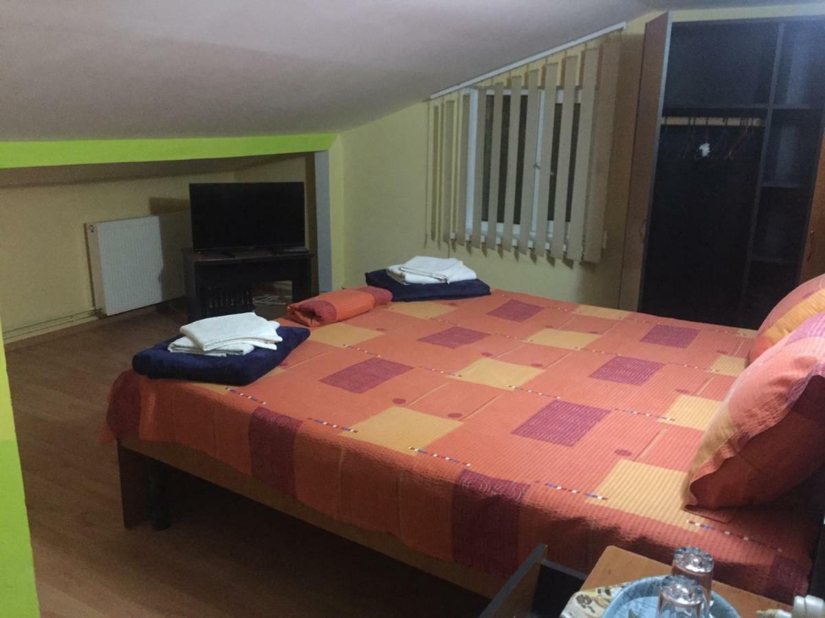 Casa Cleopatra 2 Mai Hotel Luaran gambar